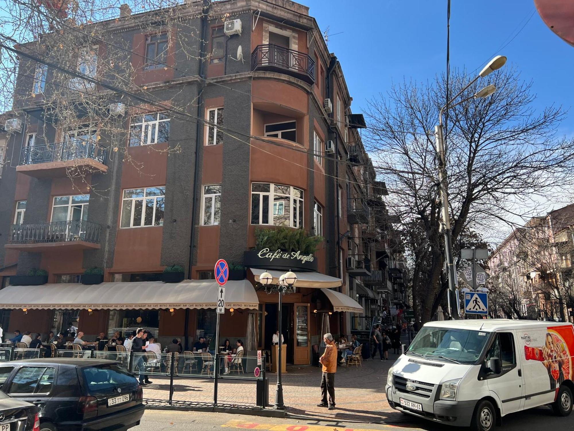 Guest House Northern Avenue Jerevan Exteriör bild
